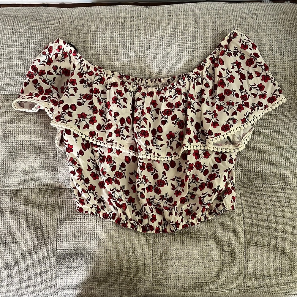 Floral Ruffle Off Shoulder Crop Top